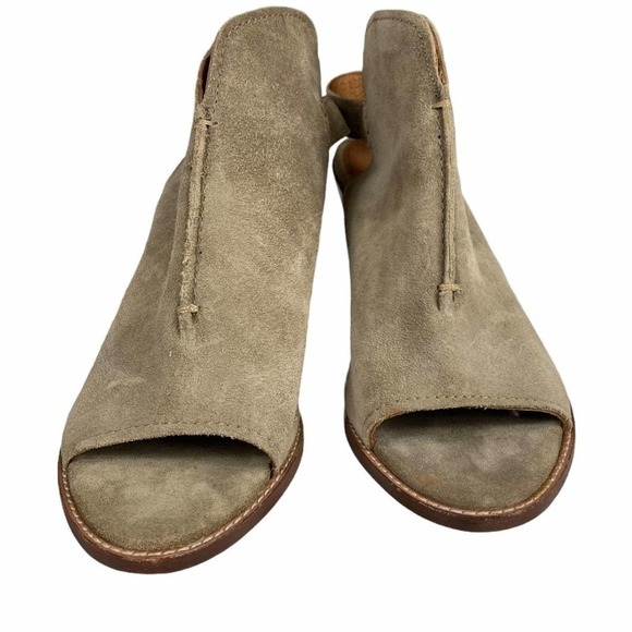 NEW Frye Carolina Ash Tan Sling Peep-Toe Suede Boot- 10 - Picture 2 of 7
